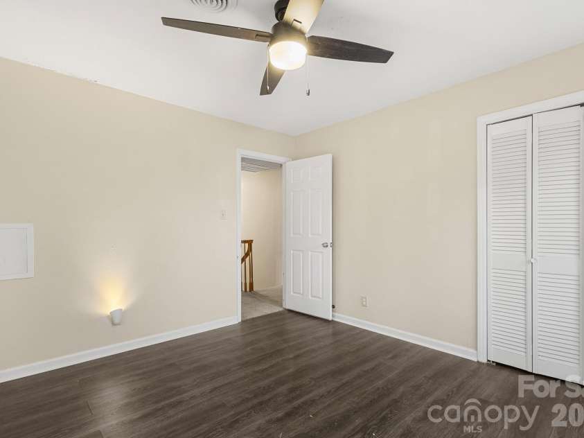 9118 Windjammer Drive, Tega Cay, SC 29708.  MLS# CAR4346200, YatesRealty ID 12922. 