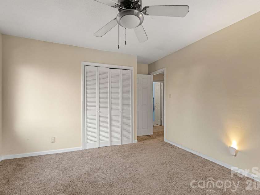 9118 Windjammer Drive, Tega Cay, SC 29708.  MLS# CAR4346200, YatesRealty ID 12922. 