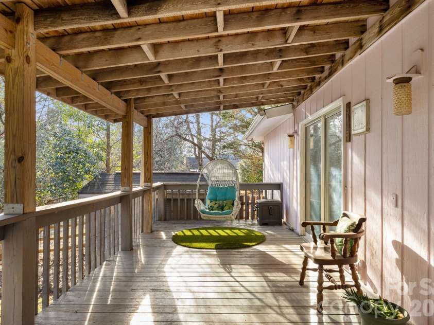 9118 Windjammer Drive, Tega Cay, SC 29708.  MLS# CAR4346200, YatesRealty ID 12922. 