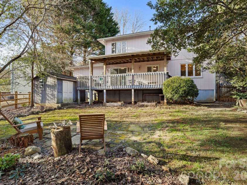 9118 Windjammer Drive, Tega Cay, SC 29708.  MLS# CAR4346200, YatesRealty ID 12922. 