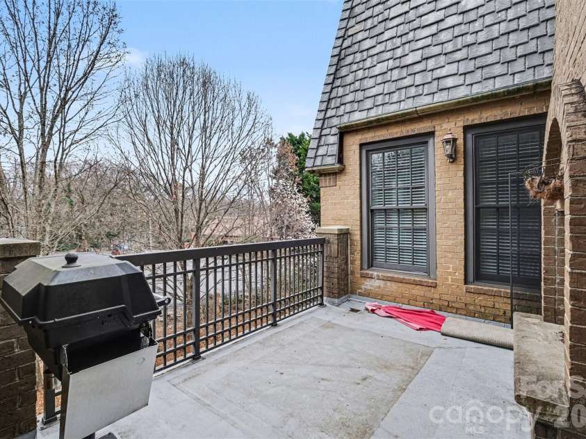 3276 Park Road, Charlotte, NC 28209.  MLS# CAR4349731, YatesRealty ID 12923. Balcony Attached to Unit