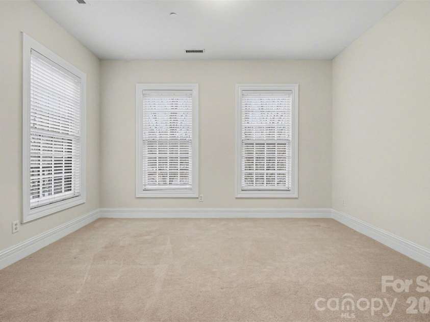 3276 Park Road, Charlotte, NC 28209.  MLS# CAR4349731, YatesRealty ID 12923. Bedroom