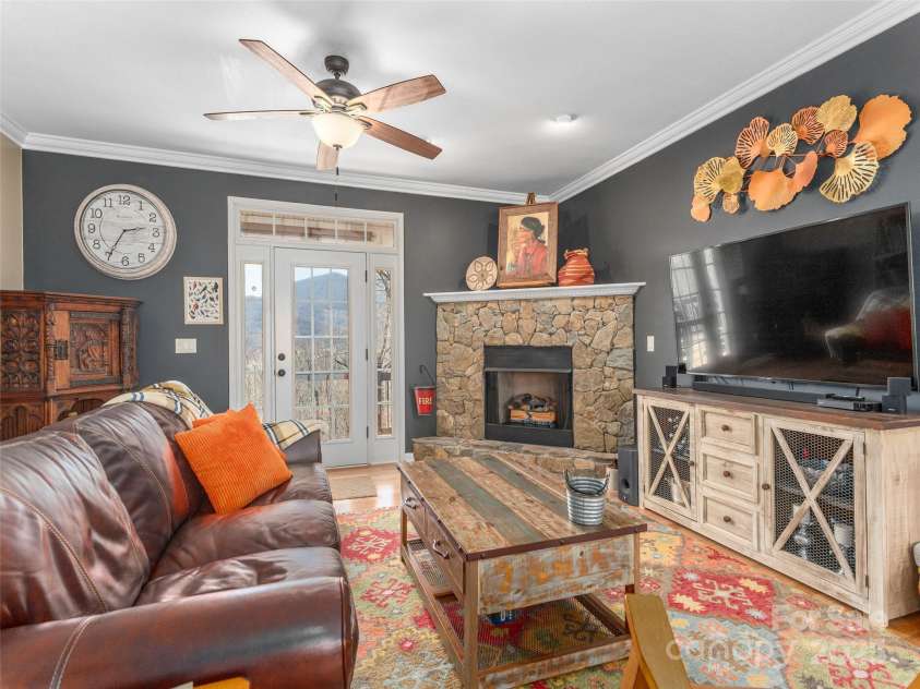 449 Windy Hill Drive, Waynesville, NC 28785.  MLS# CAR4237736, YatesRealty ID 12923. 