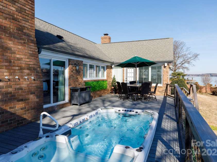 3474 Lake Wylie Drive, Rock Hill, SC 29732.  MLS# CAR4219265, YatesRealty ID 12924. 