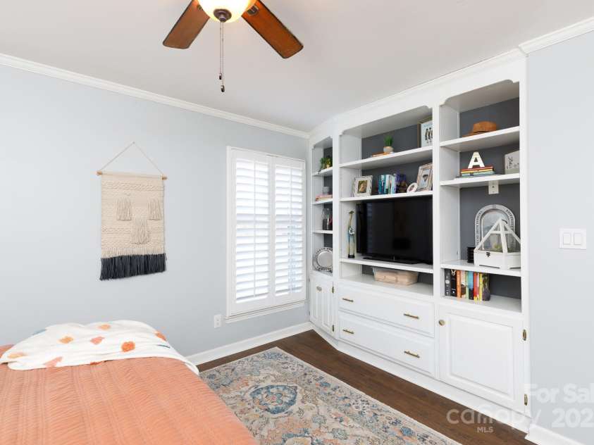 3474 Lake Wylie Drive, Rock Hill, SC 29732.  MLS# CAR4219265, YatesRealty ID 12924. 