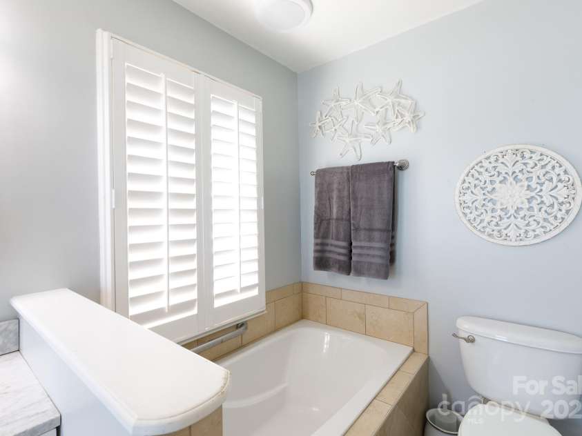 3474 Lake Wylie Drive, Rock Hill, SC 29732.  MLS# CAR4219265, YatesRealty ID 12924. 