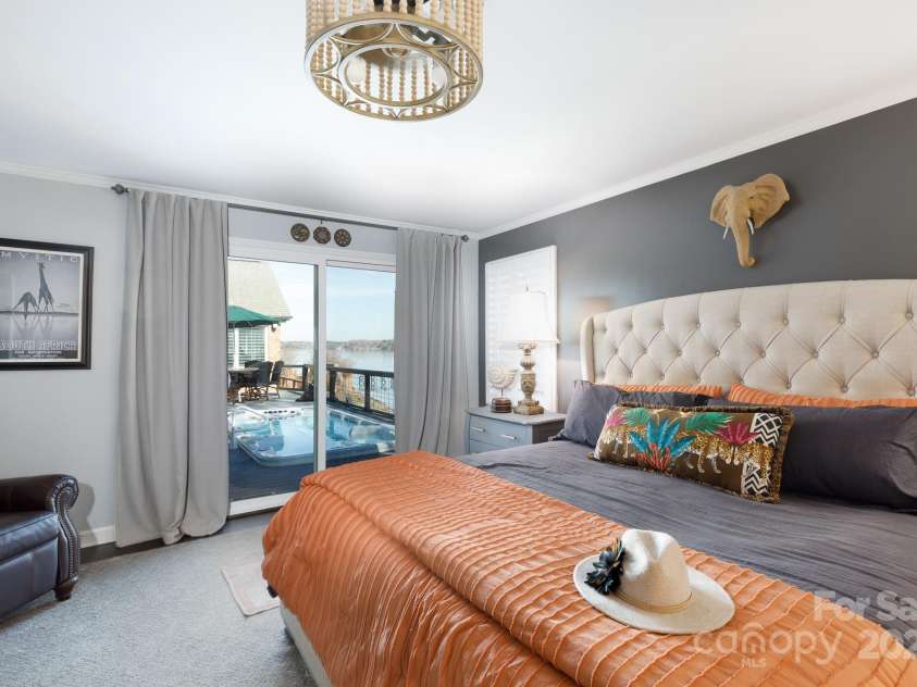 3474 Lake Wylie Drive, Rock Hill, SC 29732.  MLS# CAR4219265, YatesRealty ID 12924. 