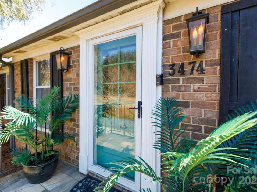 3474 Lake Wylie Drive, Rock Hill, SC 29732.  MLS# CAR4219265, YatesRealty ID 12924. 