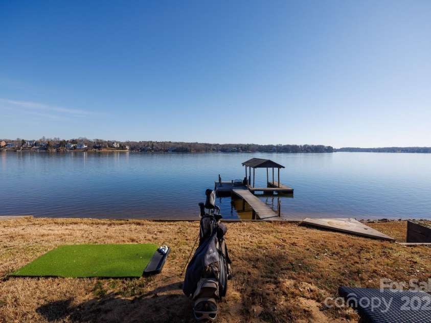 3474 Lake Wylie Drive, Rock Hill, SC 29732.  MLS# CAR4219265, YatesRealty ID 12924. 