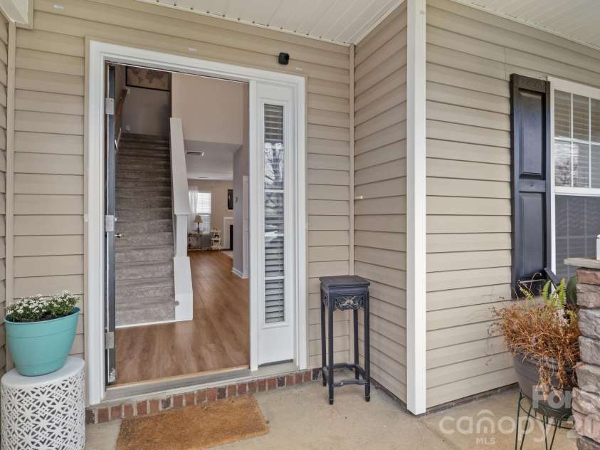 135 Spring Meadows Drive, Lincolnton, NC 28092.  MLS# CAR4351850, YatesRealty ID 12925. 