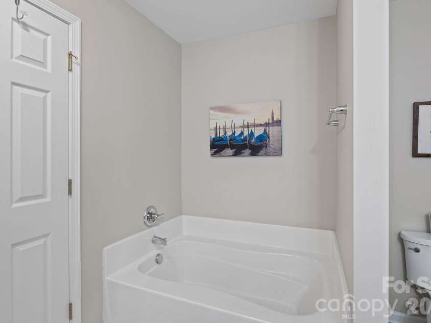135 Spring Meadows Drive, Lincolnton, NC 28092.  MLS# CAR4351850, YatesRealty ID 12925. 