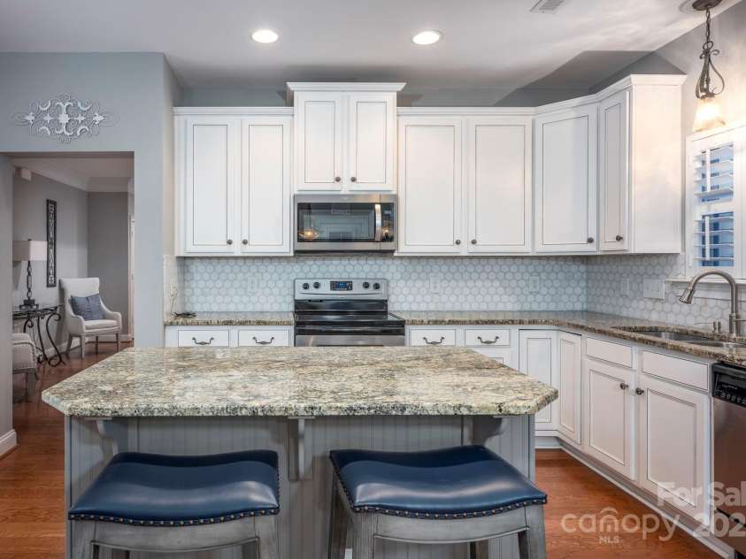 142 Aztec Circle, Mooresville, NC 28117.  MLS# CAR4249928, YatesRealty ID 12926. 