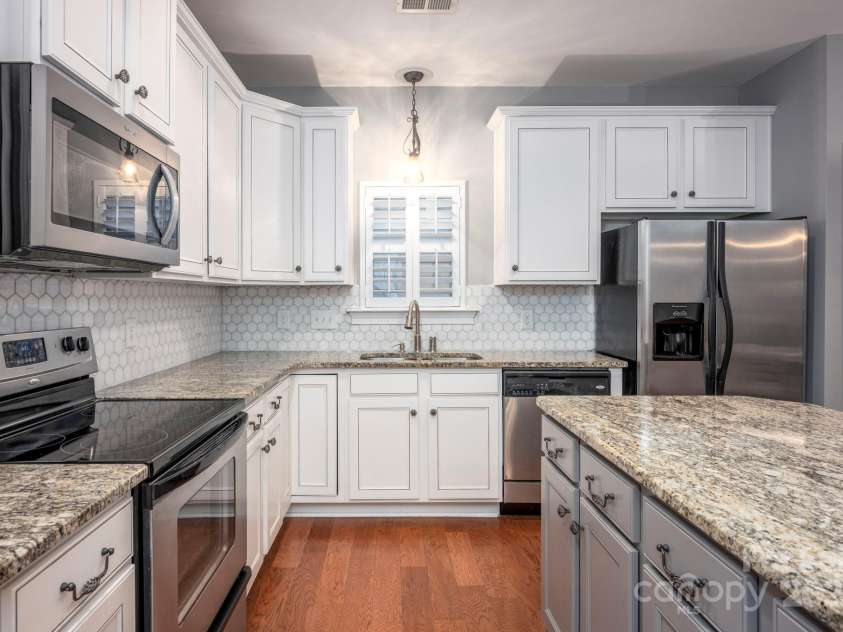 142 Aztec Circle, Mooresville, NC 28117.  MLS# CAR4249928, YatesRealty ID 12926. 