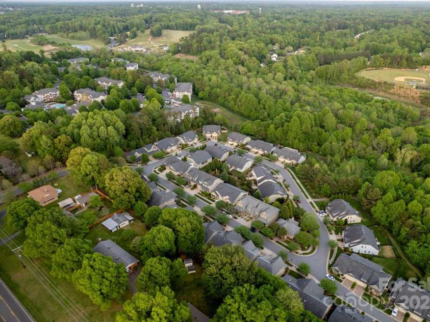 142 Aztec Circle, Mooresville, NC 28117.  MLS# CAR4249928, YatesRealty ID 12926. 