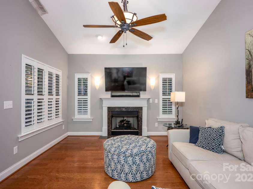 142 Aztec Circle, Mooresville, NC 28117.  MLS# CAR4249928, YatesRealty ID 12926. 