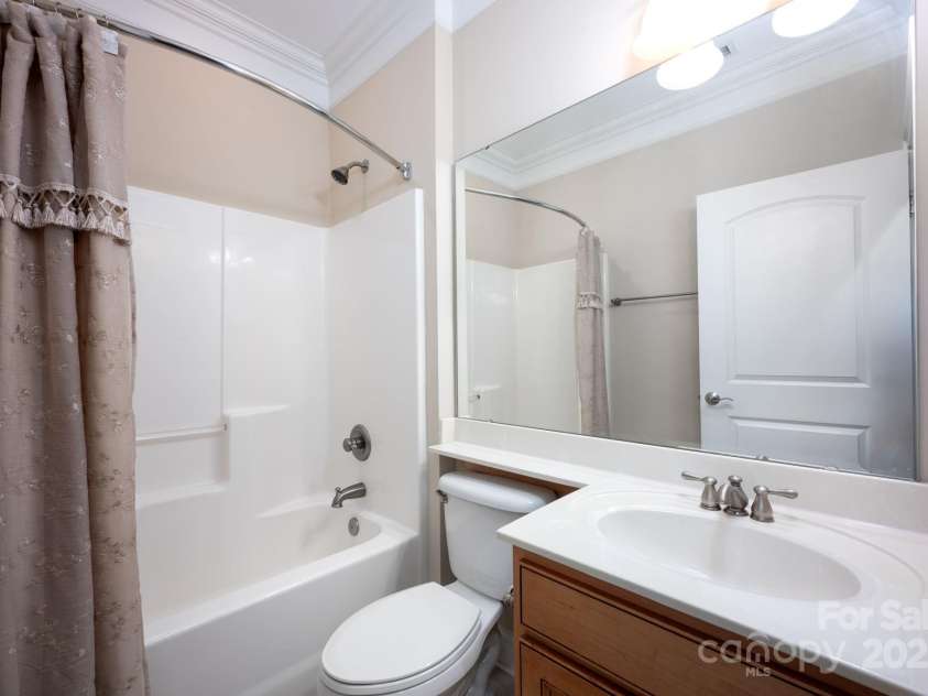 142 Aztec Circle, Mooresville, NC 28117.  MLS# CAR4249928, YatesRealty ID 12926. 