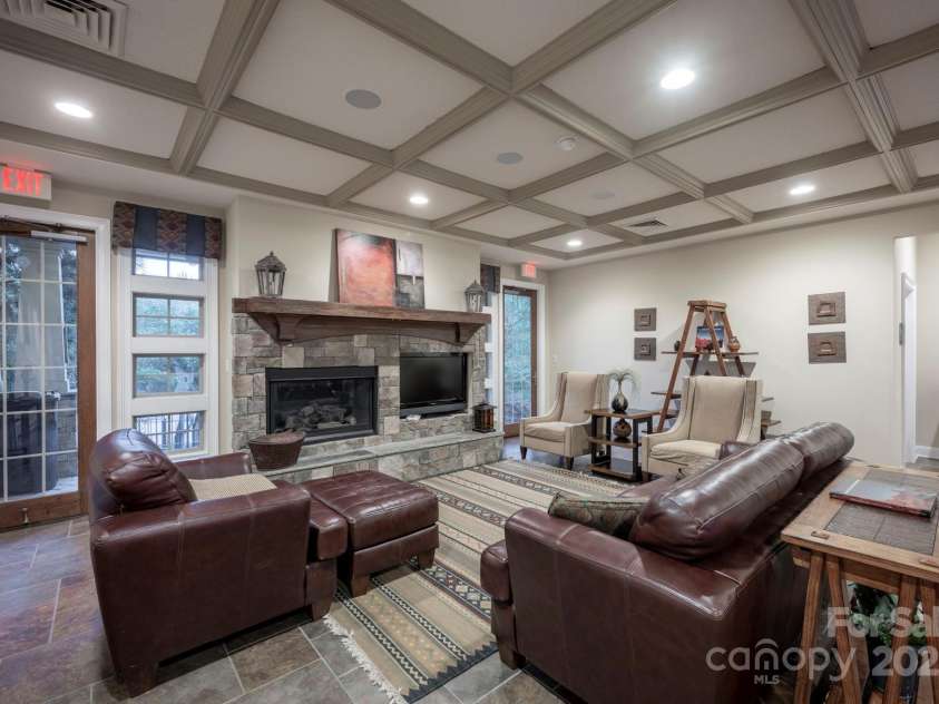142 Aztec Circle, Mooresville, NC 28117.  MLS# CAR4249928, YatesRealty ID 12926. 