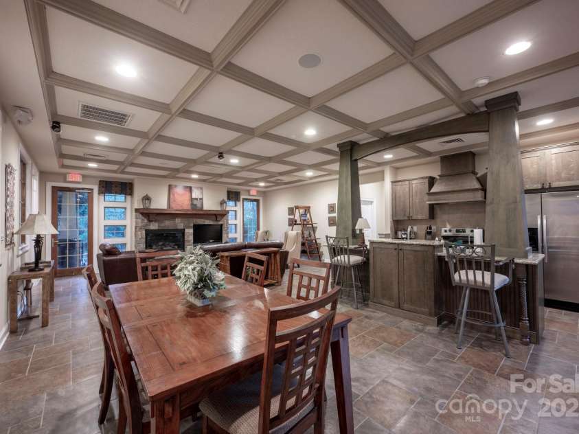 142 Aztec Circle, Mooresville, NC 28117.  MLS# CAR4249928, YatesRealty ID 12926. 