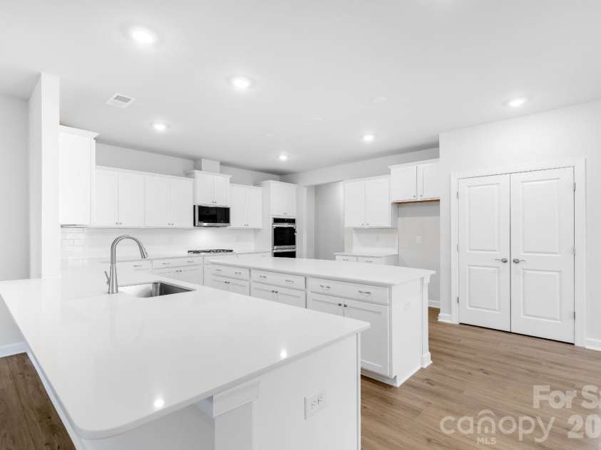 4339 Camden Glen Road, Lancaster, SC 29720.  MLS# CAR4354880, YatesRealty ID 12926. 