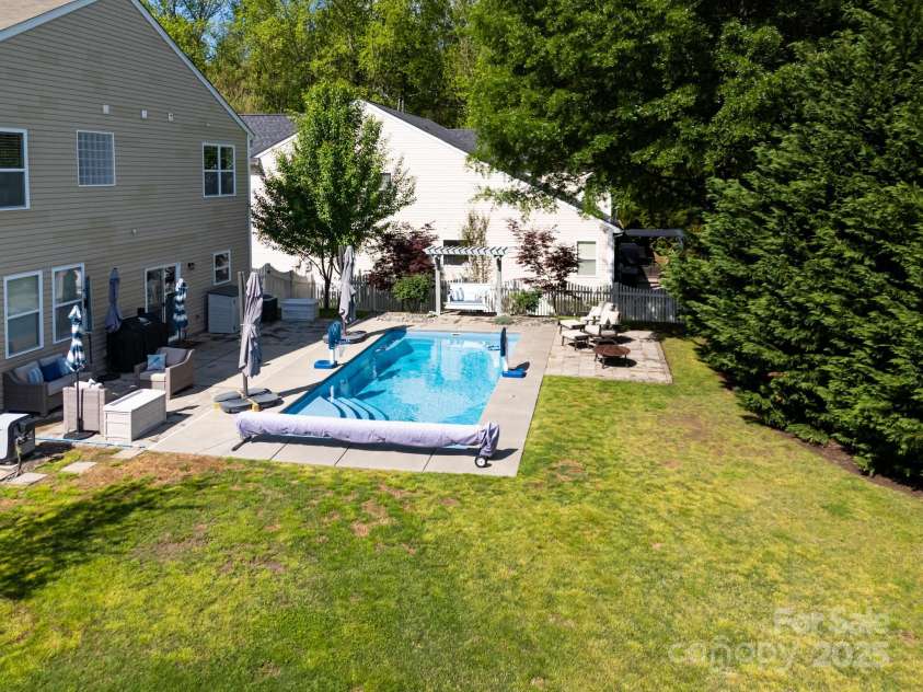 320 Allspice Road, Fort Mill, SC 29708.  MLS# CAR4238364, YatesRealty ID 12927. 
