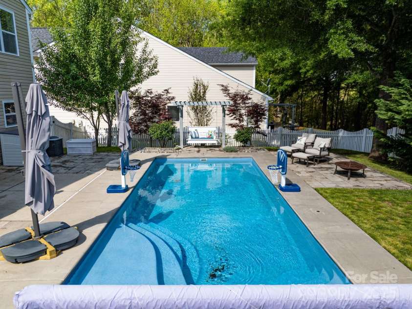 320 Allspice Road, Fort Mill, SC 29708.  MLS# CAR4238364, YatesRealty ID 12927. 