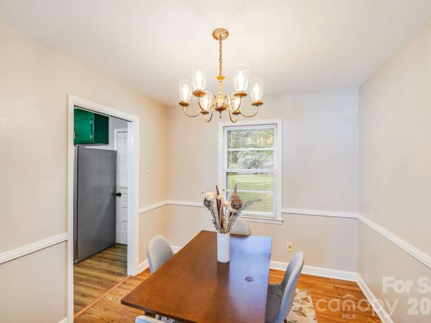 3518 Donovan Place, Charlotte, NC 28215.  MLS# CAR4355724, YatesRealty ID 12928. 