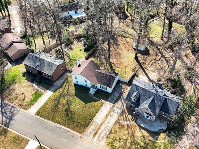 3518 Donovan Place, Charlotte, NC 28215.  MLS# CAR4355724, YatesRealty ID 12928. 