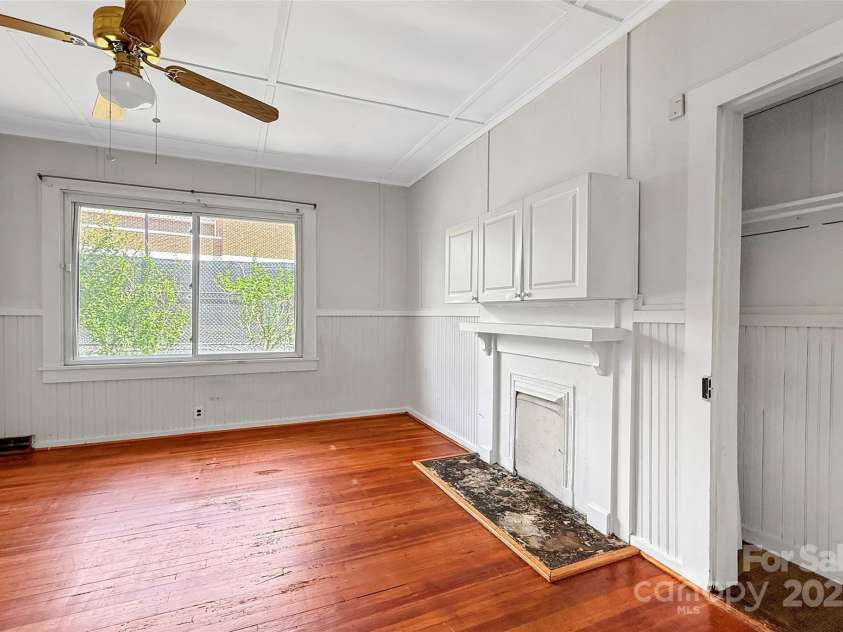 209 Ransom Street, Gastonia, NC 28052.  MLS# CAR4251083, YatesRealty ID 12929. 