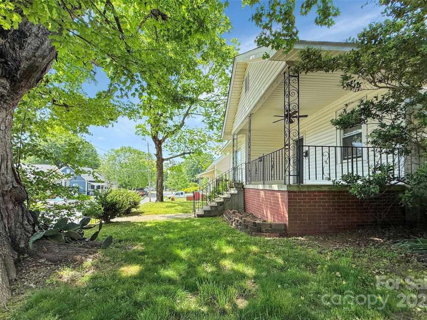 209 Ransom Street, Gastonia, NC 28052.  MLS# CAR4251083, YatesRealty ID 12929. 