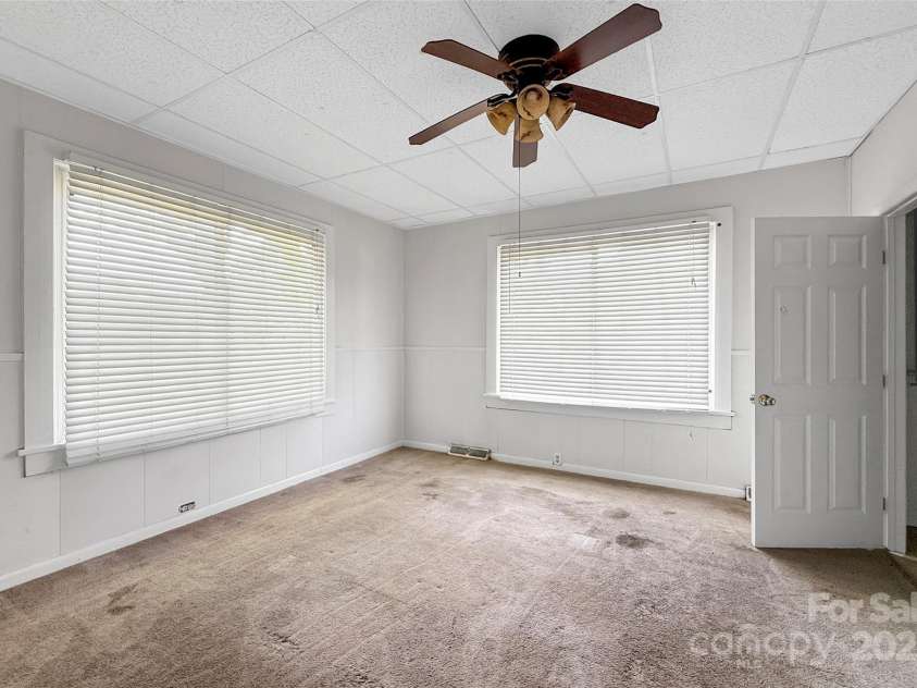 209 Ransom Street, Gastonia, NC 28052.  MLS# CAR4251083, YatesRealty ID 12929. 