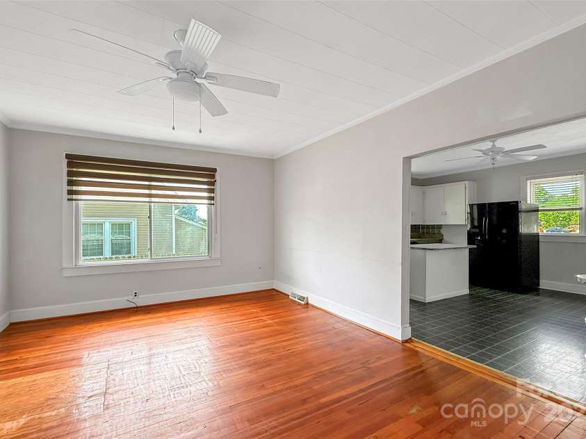 209 Ransom Street, Gastonia, NC 28052.  MLS# CAR4251083, YatesRealty ID 12929. 