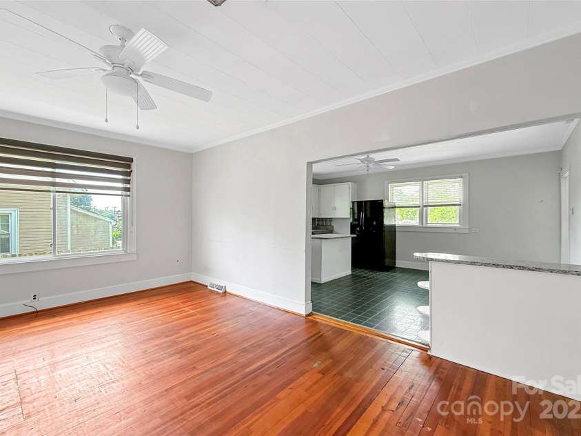 209 Ransom Street, Gastonia, NC 28052.  MLS# CAR4251083, YatesRealty ID 12929. 