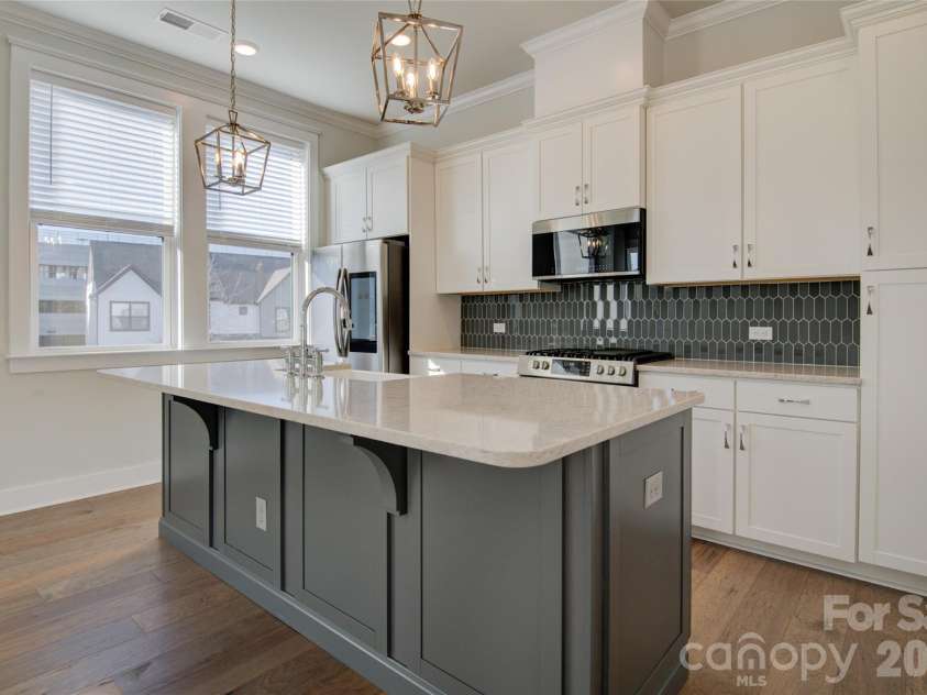 5939 Ardrey Kell Road, Charlotte, NC 28277.  MLS# CAR4352404, YatesRealty ID 12929. 