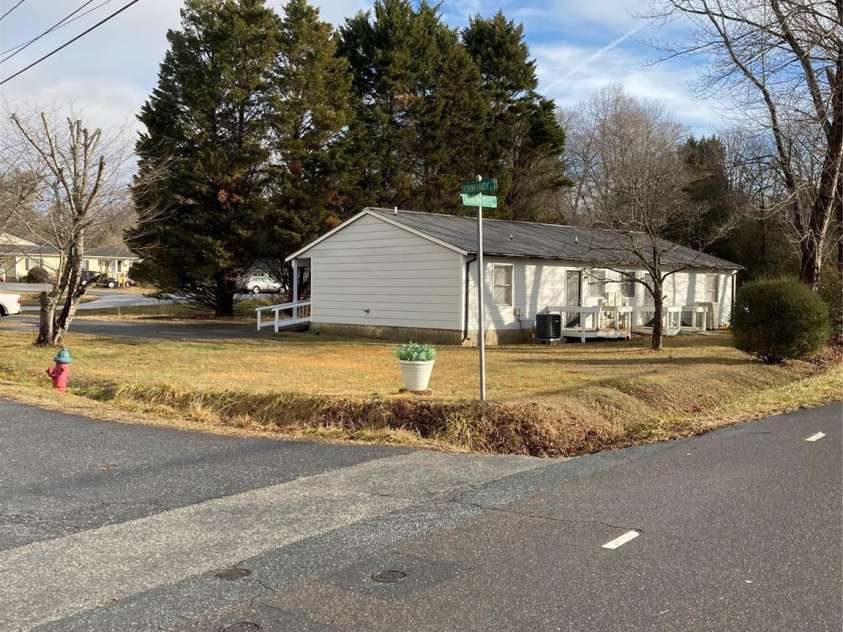 100 Normandy Drive, Morganton, NC 28655.  MLS# CAR4108288, YatesRealty ID 1293. 