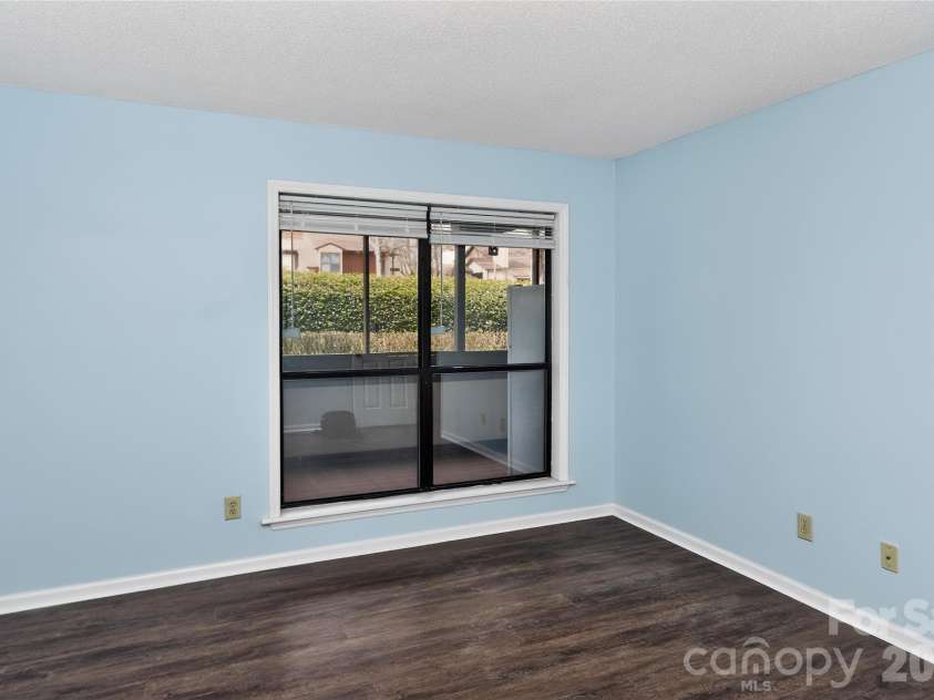 7302 Winery Lane, Charlotte, NC 28227.  MLS# CAR4356645, YatesRealty ID 12930. 