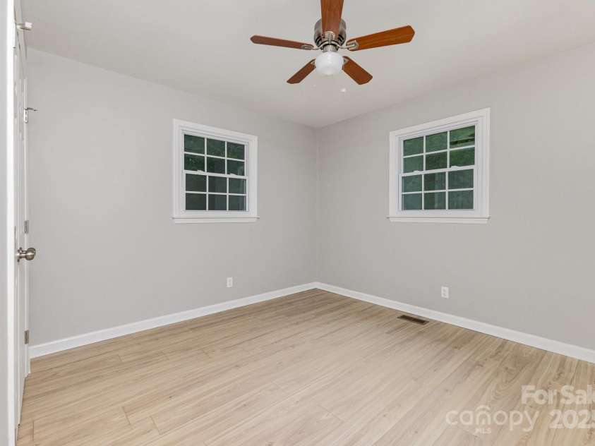 1874 Sunny Lane, Lancaster, SC 29720.  MLS# CAR4252317, YatesRealty ID 12933. 