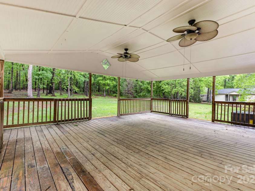 1874 Sunny Lane, Lancaster, SC 29720.  MLS# CAR4252317, YatesRealty ID 12933. 