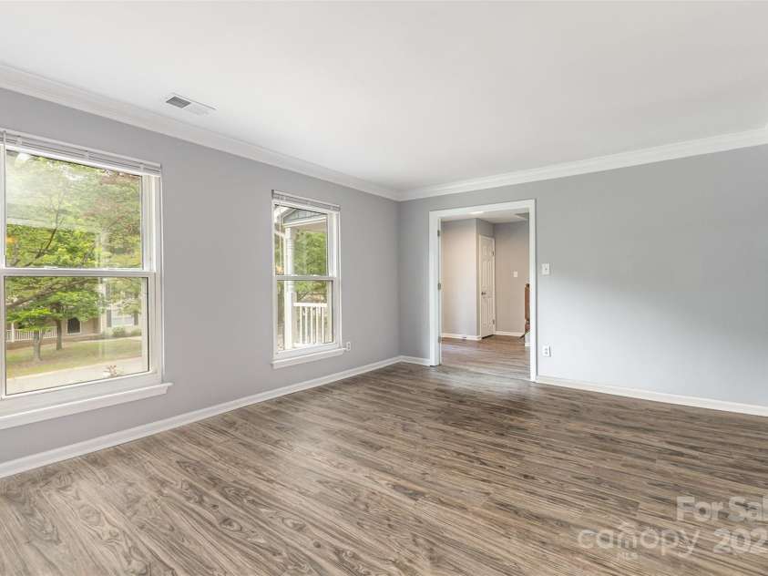 2112 Flint Glenn Lane, Charlotte, NC 28262.  MLS# CAR4257768, YatesRealty ID 12934. 