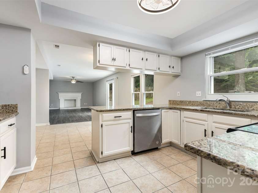 2112 Flint Glenn Lane, Charlotte, NC 28262.  MLS# CAR4257768, YatesRealty ID 12934. 