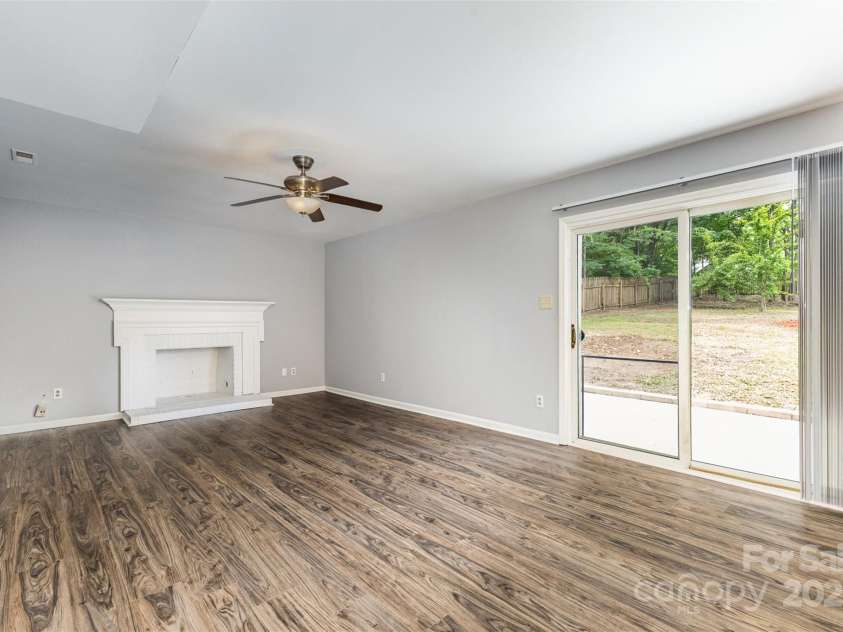 2112 Flint Glenn Lane, Charlotte, NC 28262.  MLS# CAR4257768, YatesRealty ID 12934. 