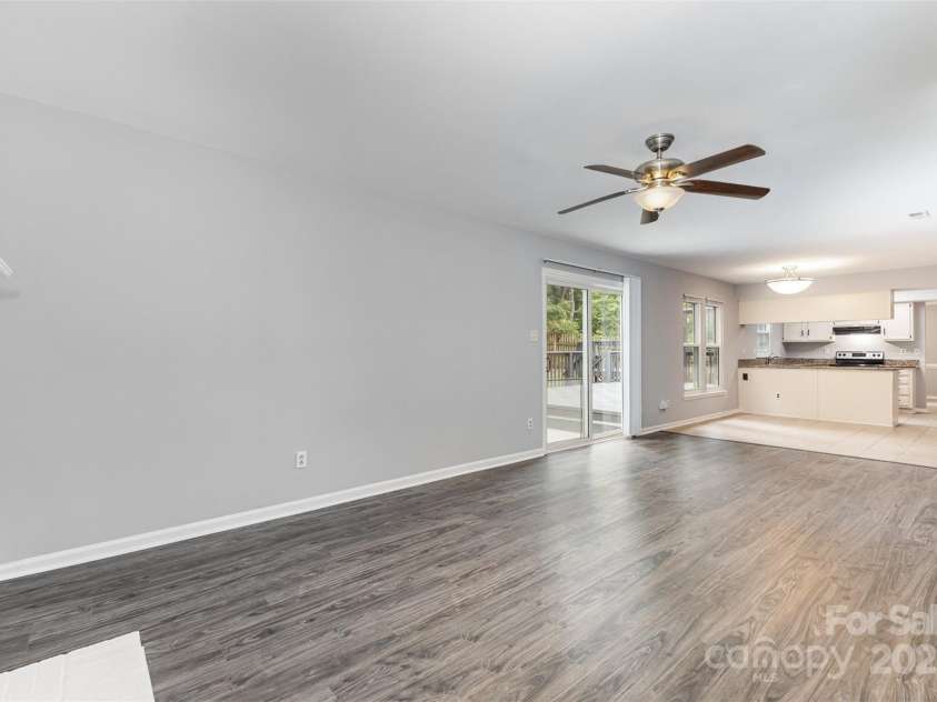 2112 Flint Glenn Lane, Charlotte, NC 28262.  MLS# CAR4257768, YatesRealty ID 12934. 