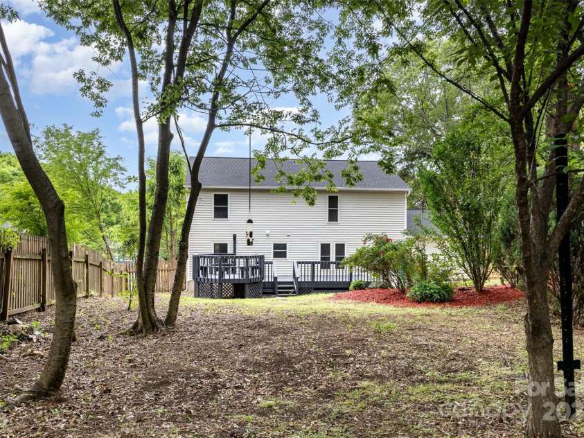 2112 Flint Glenn Lane, Charlotte, NC 28262.  MLS# CAR4257768, YatesRealty ID 12934. 