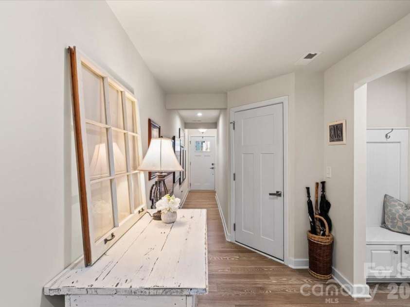606 Crudent Road, Tega Cay, SC 29708.  MLS# CAR4360314, YatesRealty ID 12935. Entry Way