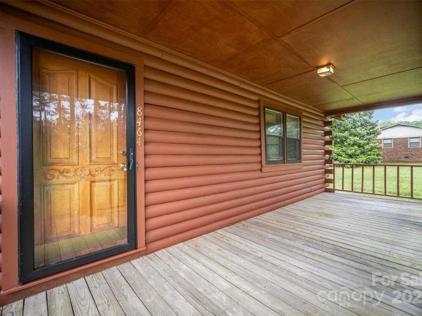 8464 Robinson Church Road, Charlotte, NC 28215.  MLS# CAR4255690, YatesRealty ID 12935. 