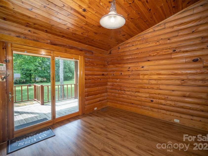 8464 Robinson Church Road, Charlotte, NC 28215.  MLS# CAR4255690, YatesRealty ID 12935. 