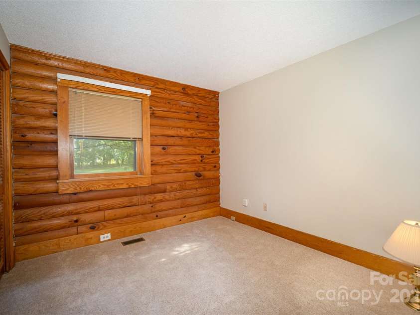 8464 Robinson Church Road, Charlotte, NC 28215.  MLS# CAR4255690, YatesRealty ID 12935. 