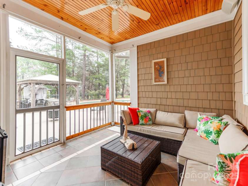 123 Yellow Jacket Circle, Mooresville, NC 28117.  MLS# CAR4257212, YatesRealty ID 12936. 