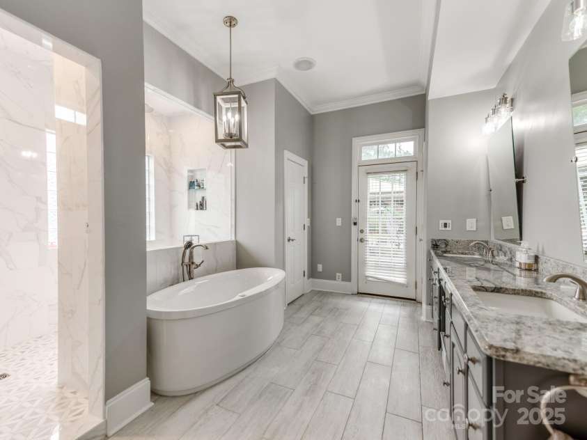 123 Yellow Jacket Circle, Mooresville, NC 28117.  MLS# CAR4257212, YatesRealty ID 12936. 