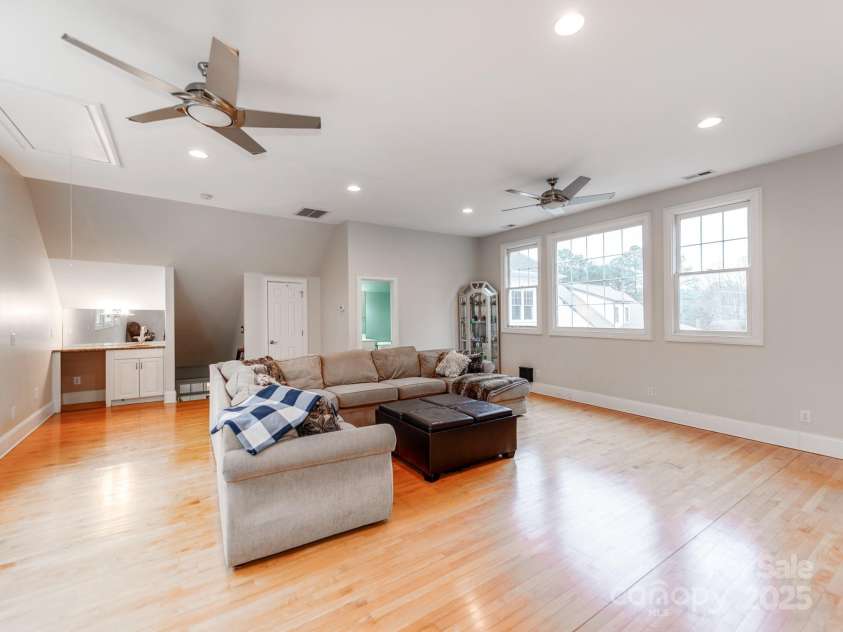 123 Yellow Jacket Circle, Mooresville, NC 28117.  MLS# CAR4257212, YatesRealty ID 12936. 