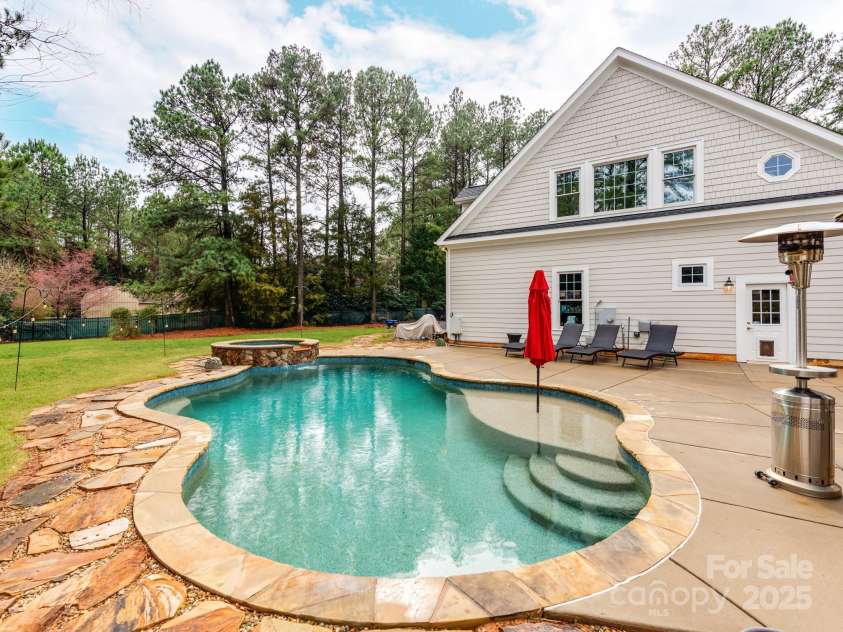 123 Yellow Jacket Circle, Mooresville, NC 28117.  MLS# CAR4257212, YatesRealty ID 12936. 